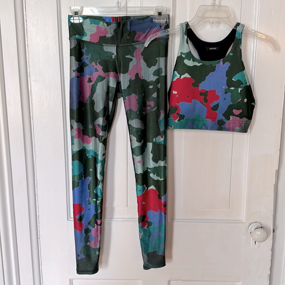 Terez Leggings & Bra set, women’s leggings size XS, Bra S